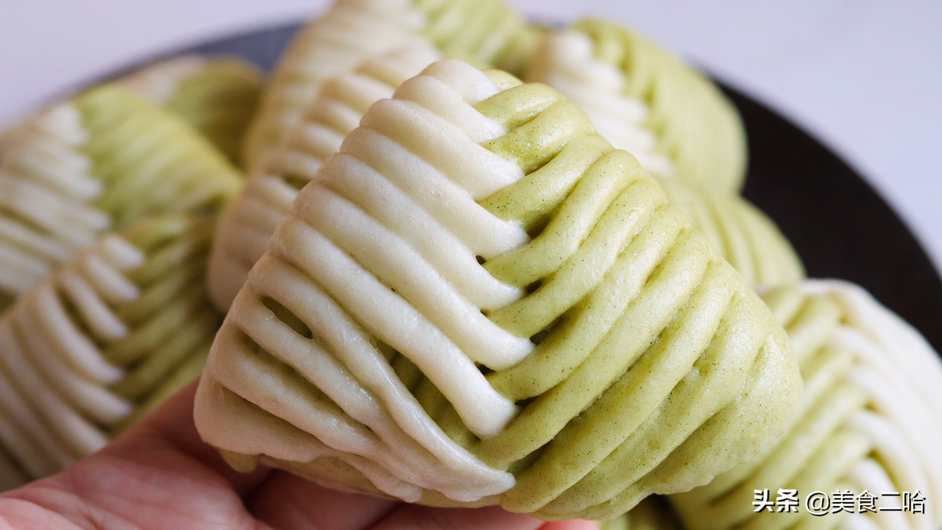 天冷了可以放热水里面加热发面吗,冬天如何发面快速发好