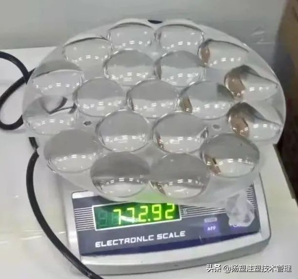 塑料透镜模糊了,透明塑料透镜效果图