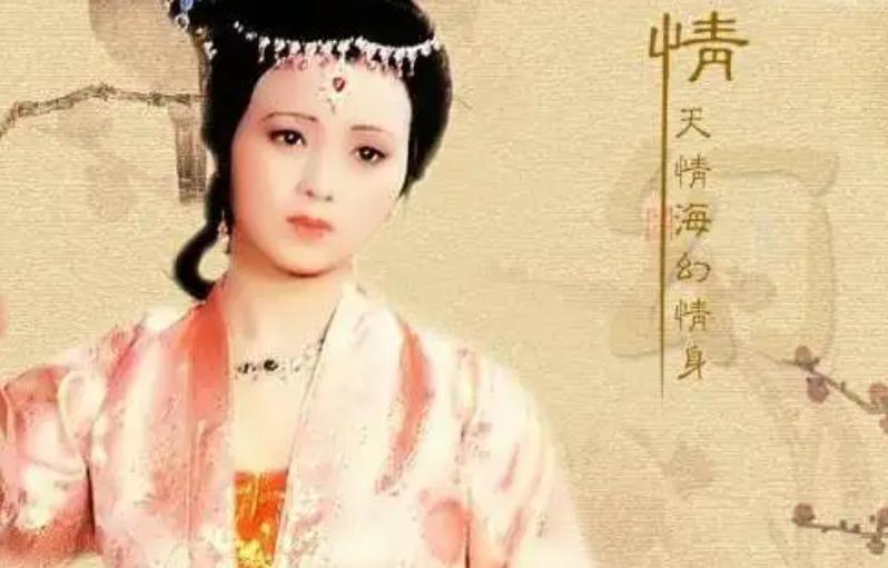 秦可卿每天都要换衣服吗,秦可卿生病是哪一回