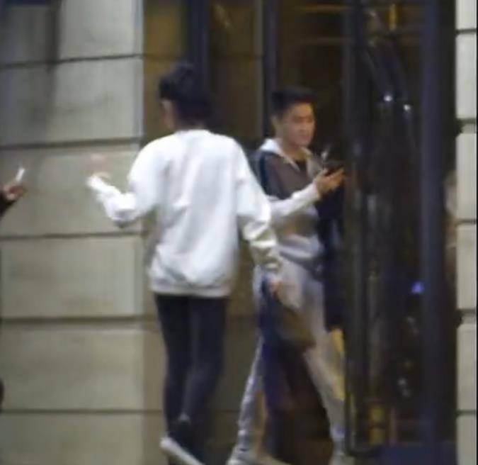 奚梦瑶：母凭子贵嫁豪门，与窦骁绯闻惹争议，她能否坐稳贵妃之路