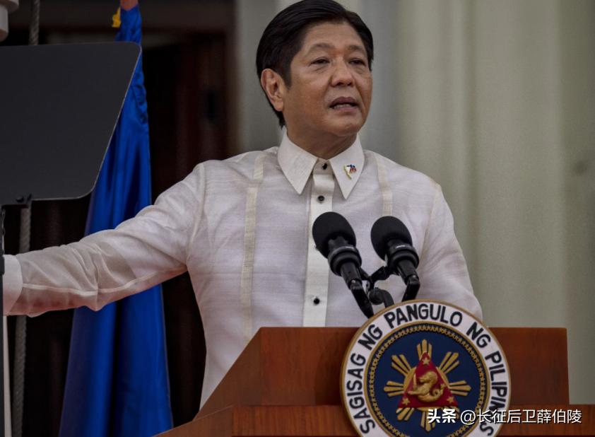 叫嚣“寸土不让”后，我军南海演练，马科斯改口：无意与中国对抗