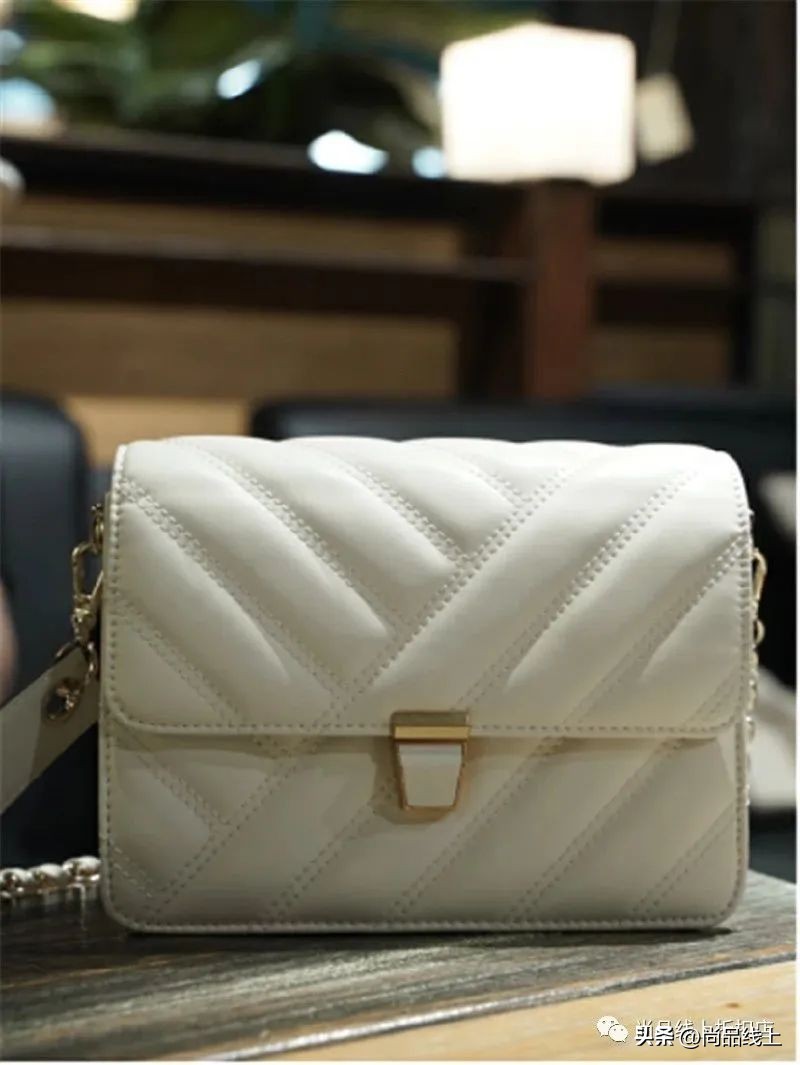 红谷女包轻奢品牌直播,红谷女包包新款2023爆款