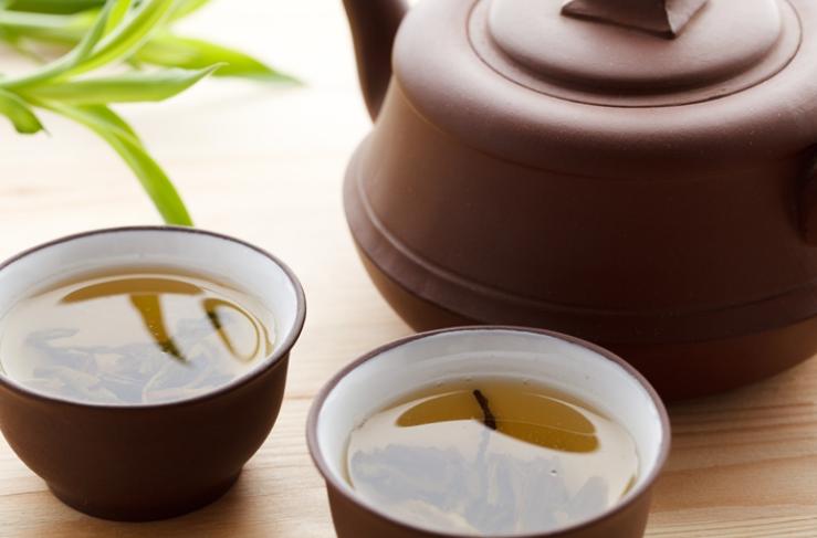 喝茶预防癌症的最佳茶温是多少,长期喝什么茶对癌症有危险