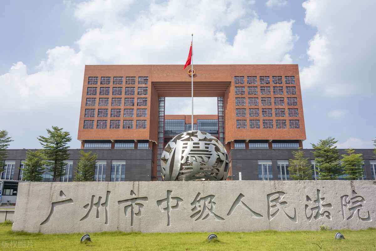 邻居阻碍我把房子出租违法吗,邻居非法出租房子