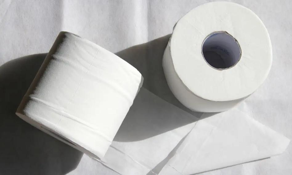 卫生纸的危害到底有多大,卫生纸过期违反法律法规