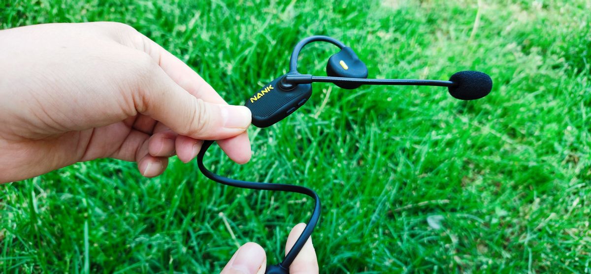 麦克风邂逅骨传导，高效办公实用性全面升级