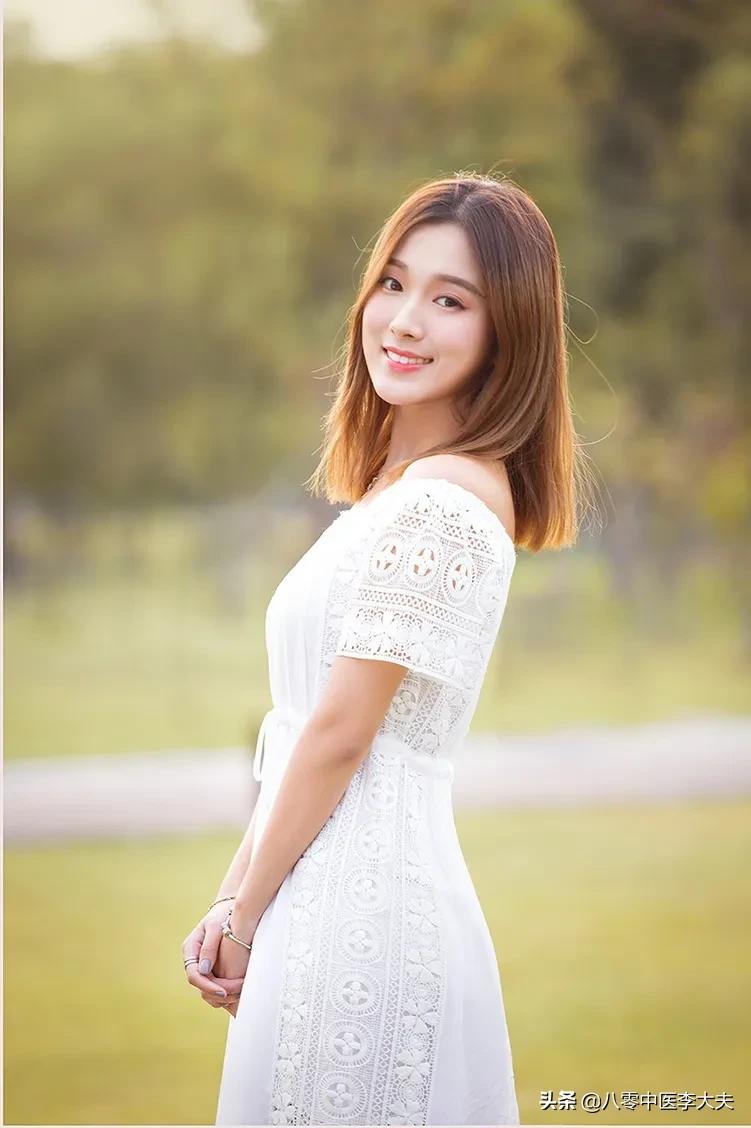 月经量少颜色暗沉吃啥药月经不调,月经量少手脚冰凉中医调理处方