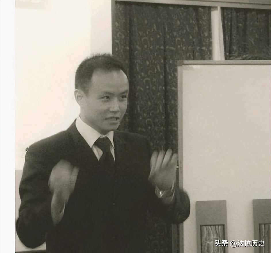 乐嘉买矿泉水,乐嘉在美国捡破烂