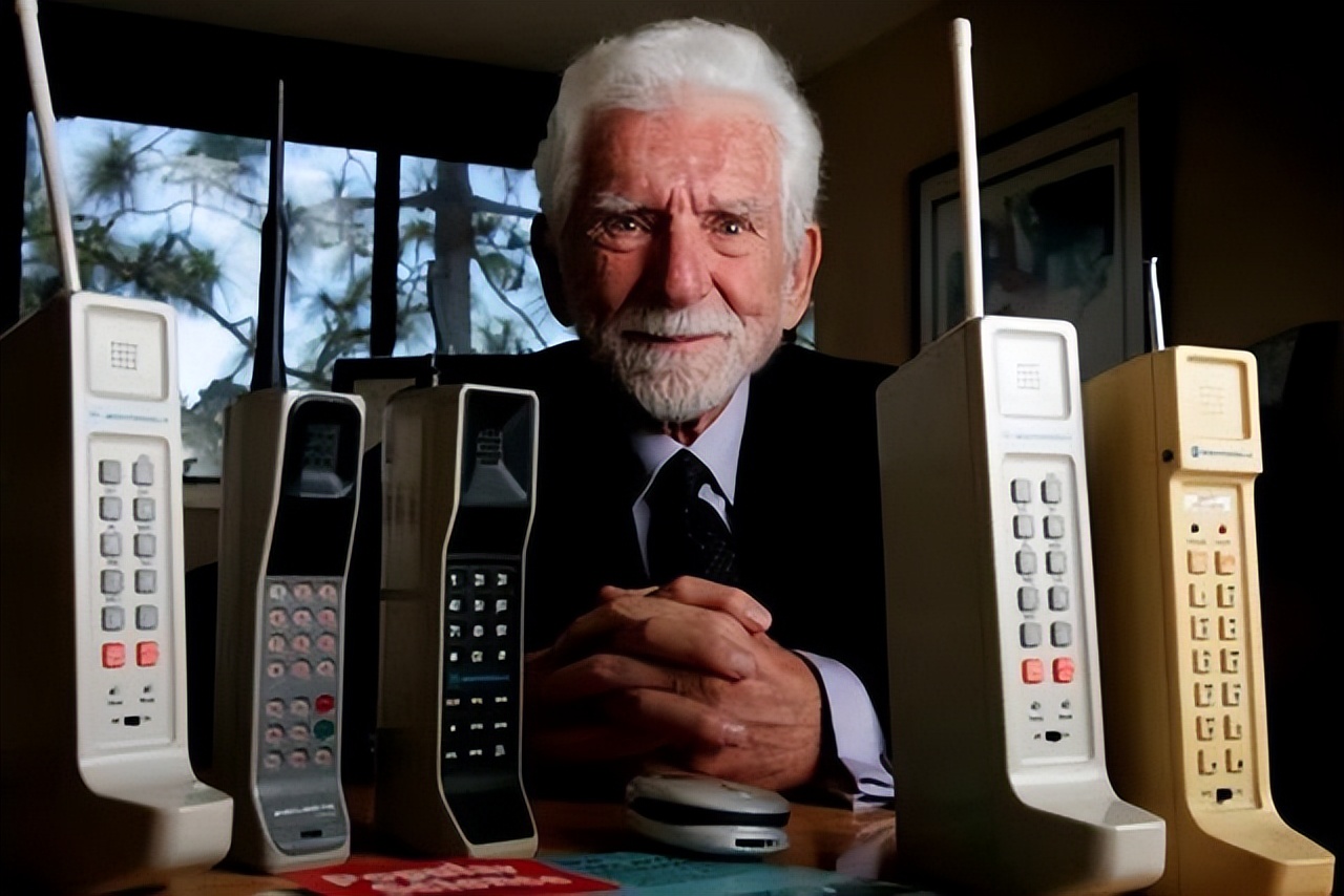 中国首位办手机号的人,中国第一位办手机号的人是谁