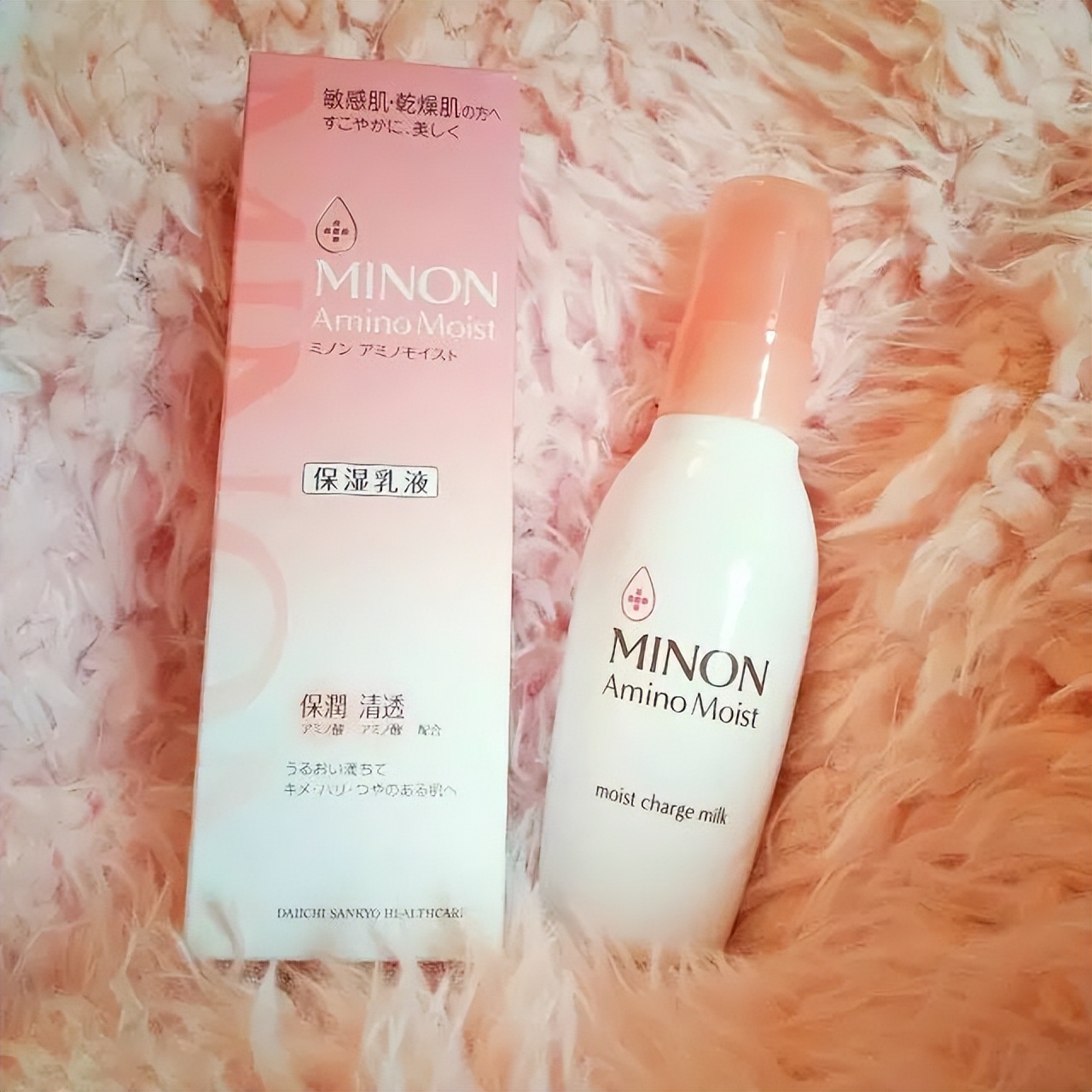 保湿效果好的面霜测评 (好用的面霜推荐这10款面霜清爽)