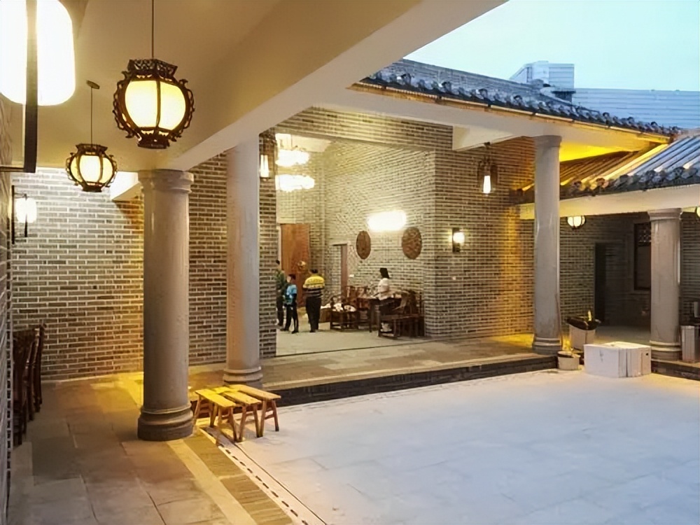 四合院房屋建筑的布局特点,18*18的四合院怎样布局才好看