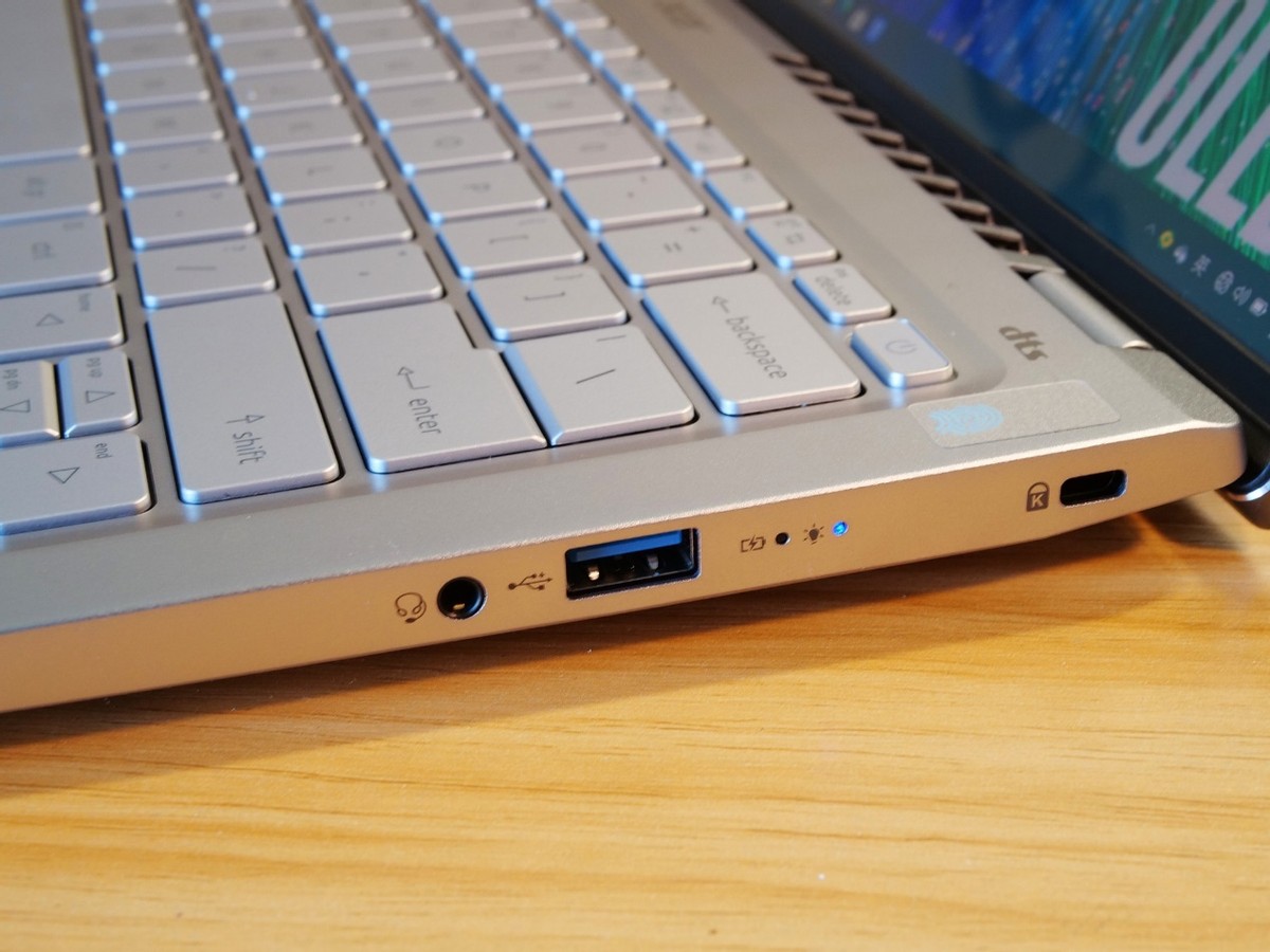 摸鱼不如兼职，入手轻薄本做生产力工具，网友：可以补贴家用