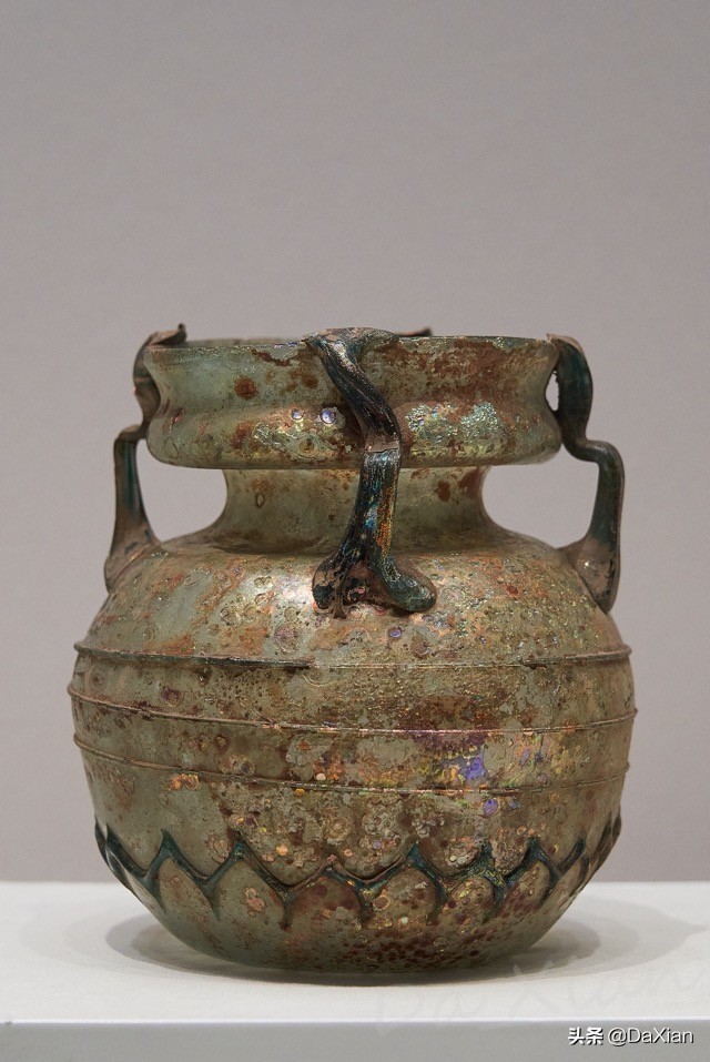 异彩纷呈：古代东西文明交流中的玻璃艺术之三（4）