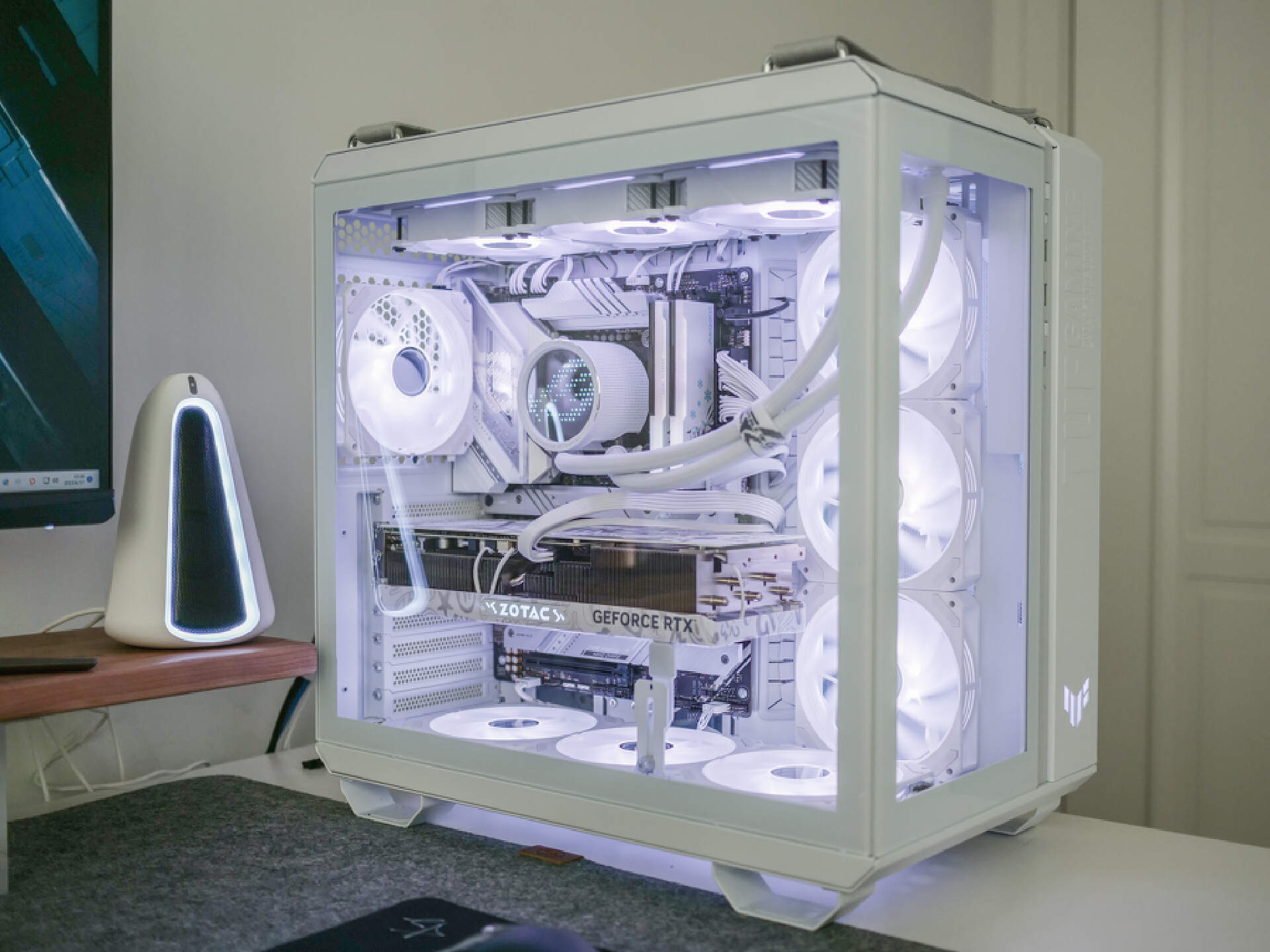 华硕gt502机箱教学,华硕tuf502弹药库机箱装机视频