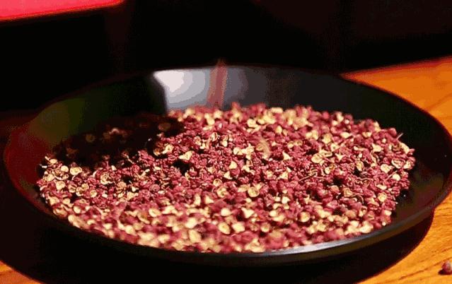 四川大山里有啥名贵药材,四川农村的十大特产