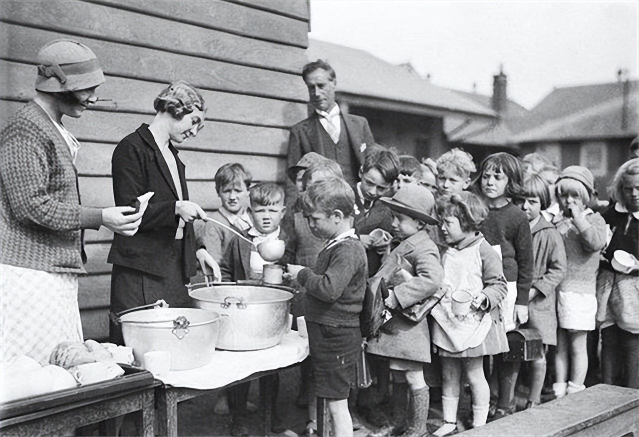 苏联74年，有个问题困扰每一代领导人，却被基辛格看透