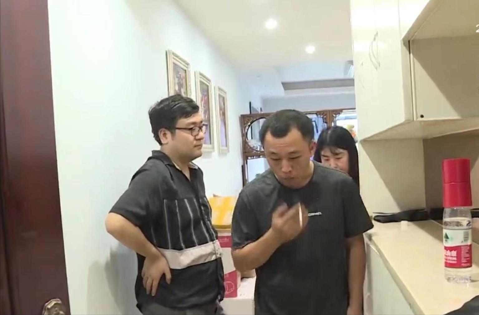 试管婴儿失败后，女子被赶出家门，有家人掺和的婚姻注定是悲剧