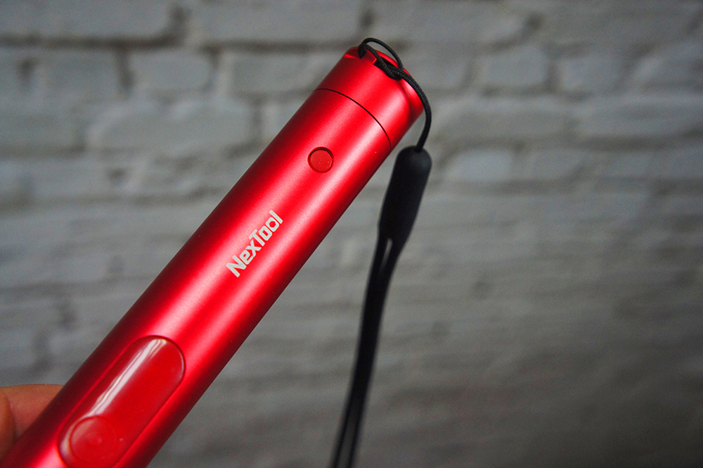 纳拓雷电电弧防身手电筒拆解,纳拓电弧防身手电电压多少