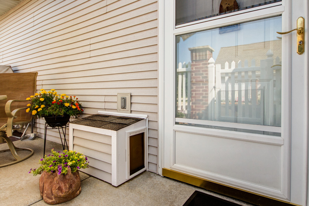 金窝银窝当不到自己的狗窝,金窝银窝不如自己的狗窝是谁说的