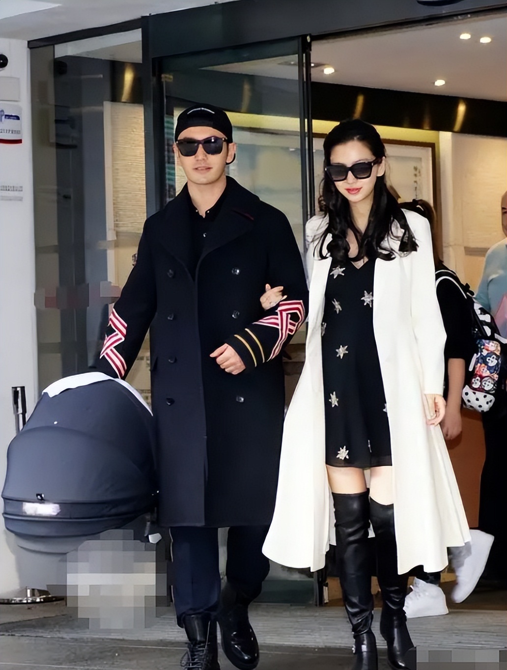 在香港生孩子的人多吗,为什么明星都喜欢去香港生娃