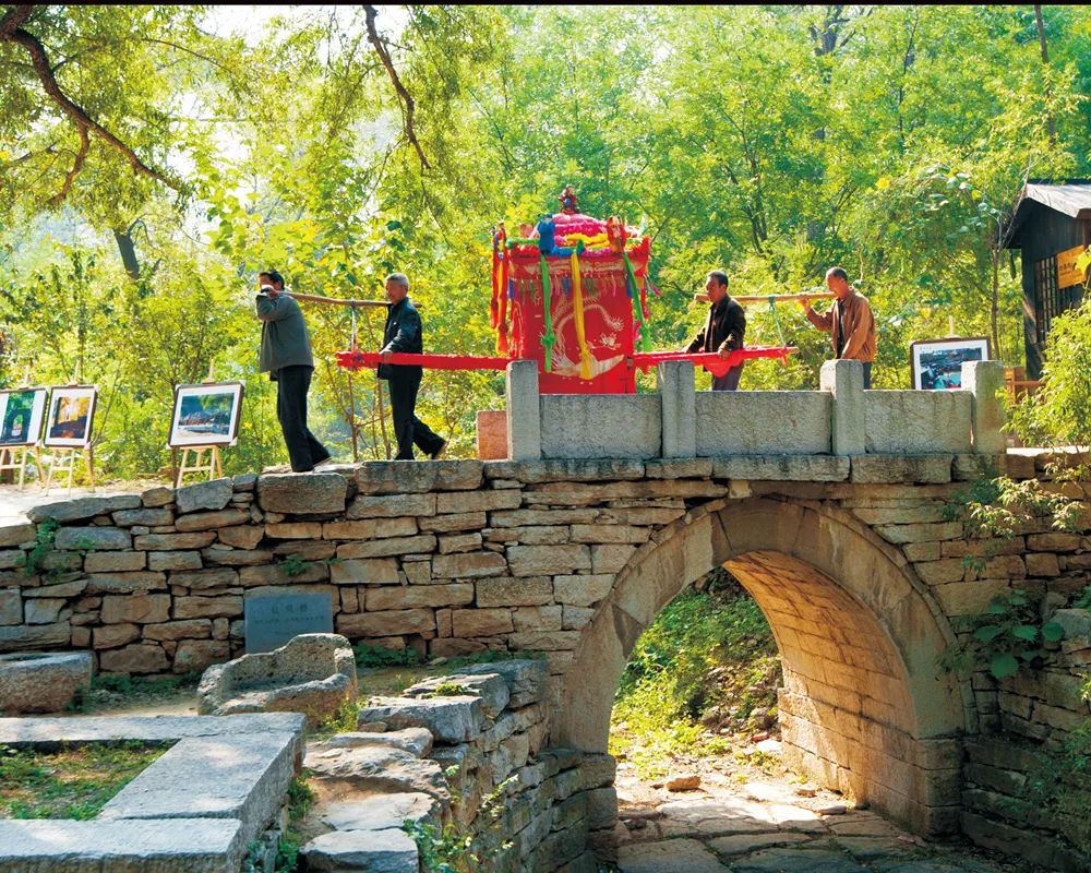 逛吃逛吃歌曲,逛吃逛吃