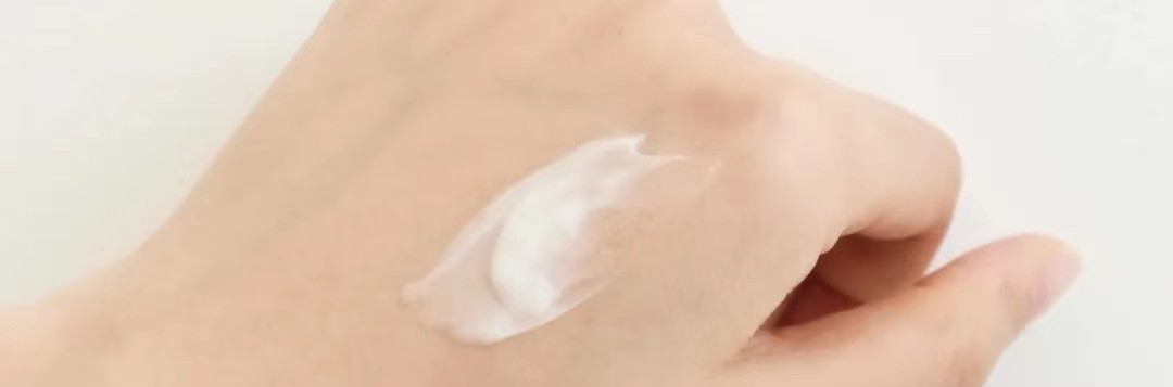 40岁的女人适合的平价抗老精华,给50岁女人自己最好的建议大全