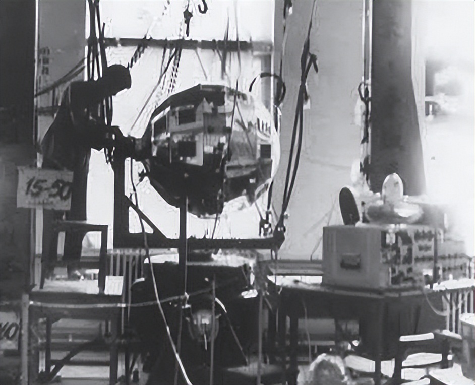 东方红一号是啥时候研制成功的,五十年后东方红一号