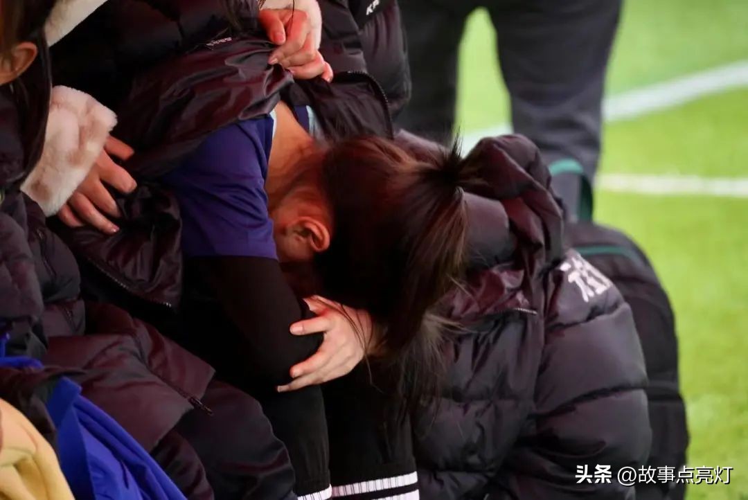 一个胖子教小孩视频,一个胖子辅导女孩