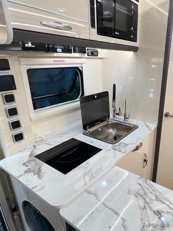 新款房车6座,房车6.5t最新款