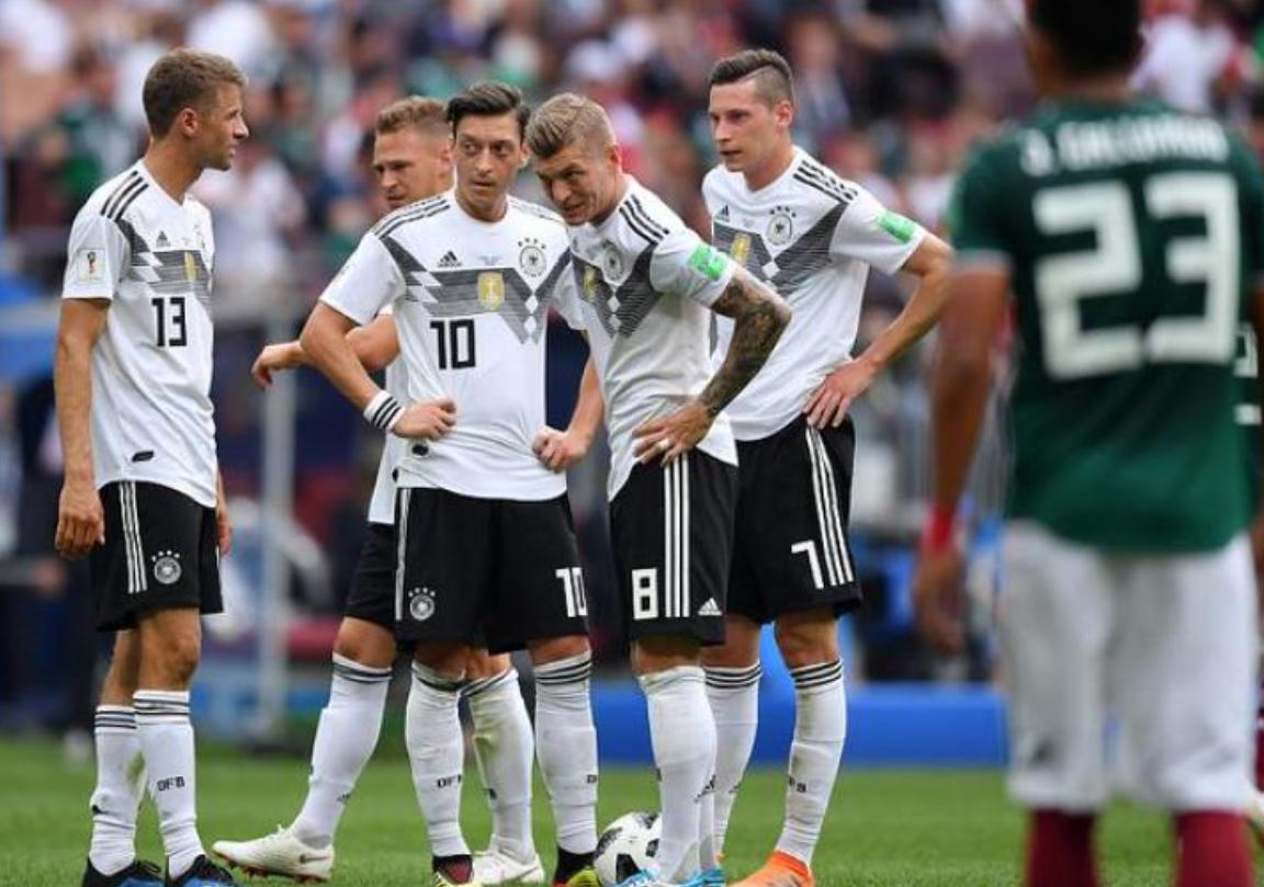 德国足球黄金十年后，为何会有明显衰退？