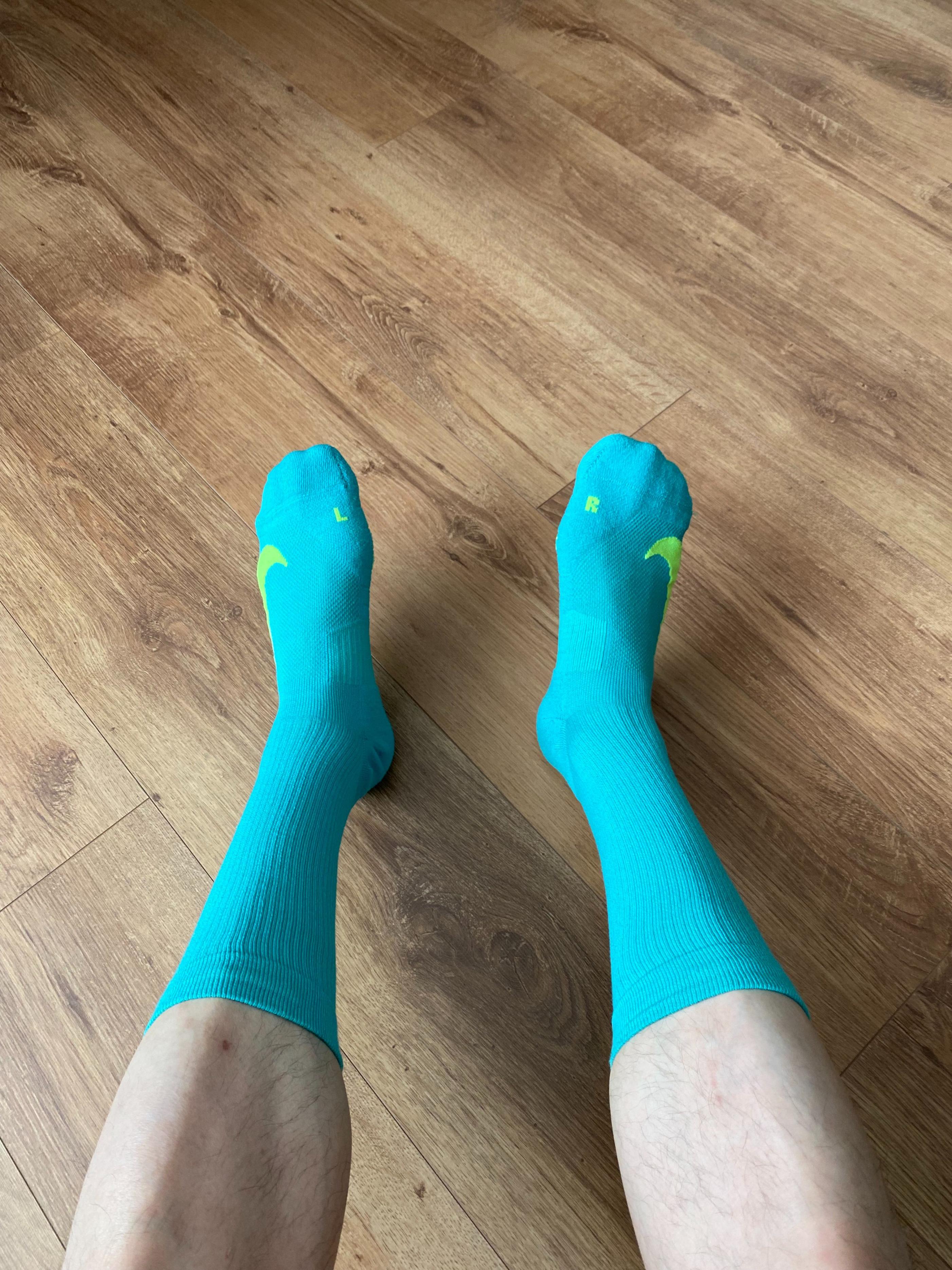 耐克跑步速干袜子正品,跑步袜推荐中长筒nike