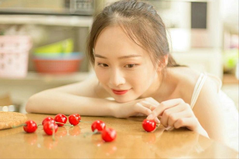 研究表明女生不买衣服,研究证明女生不逛街抑郁症概率