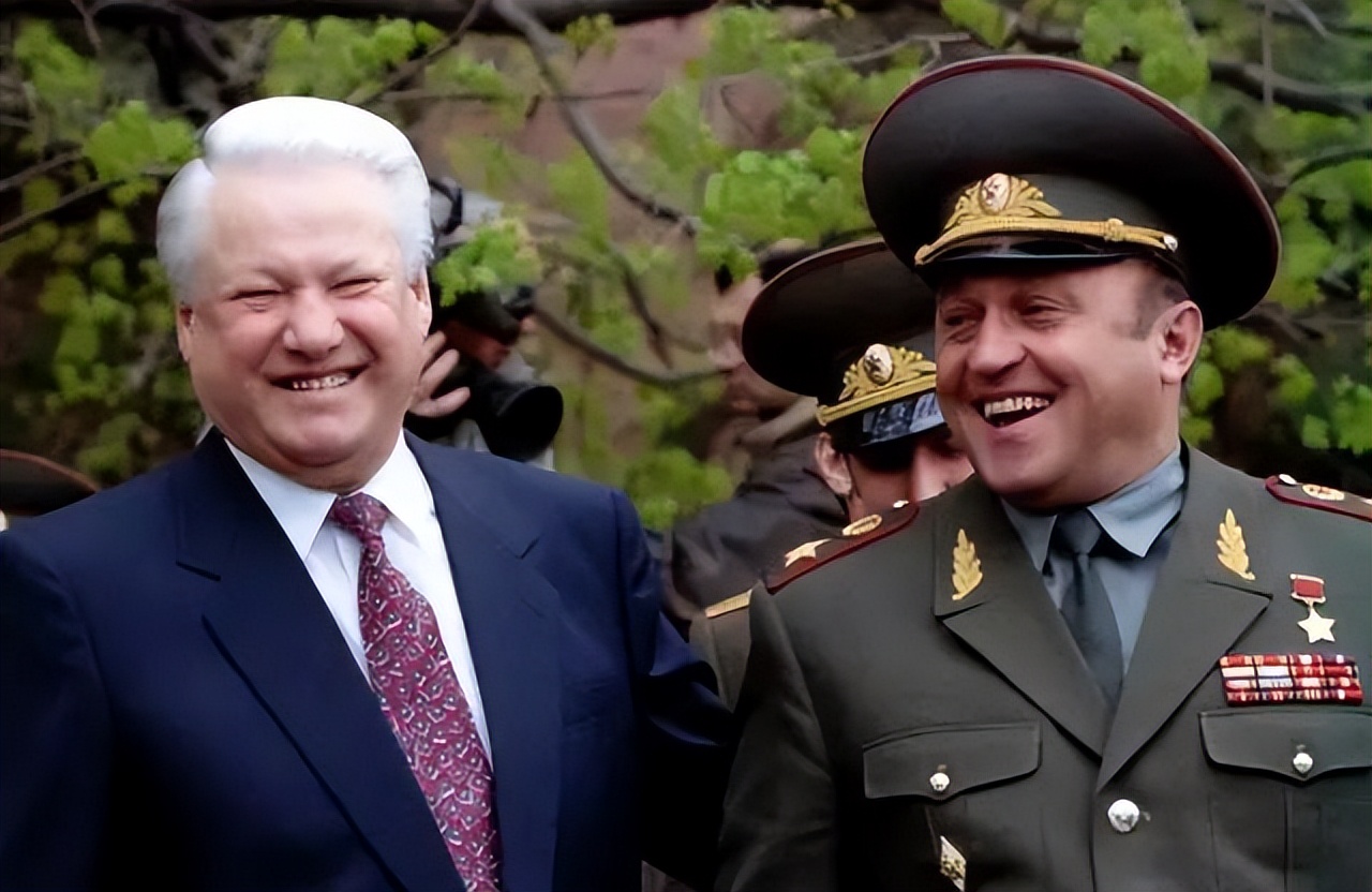 伊朗到俄罗斯的最近距离,俄罗斯到伊朗走海上路线