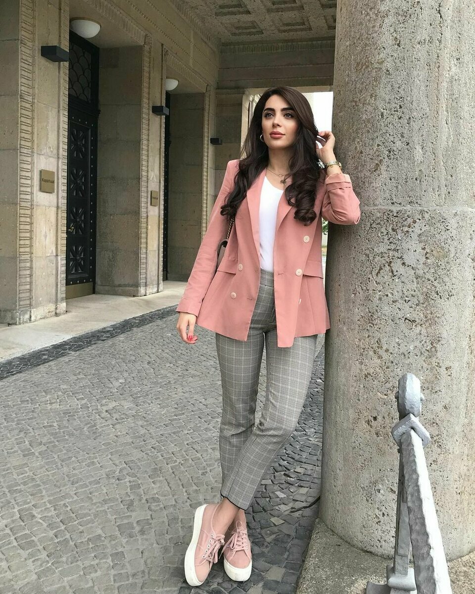 女士衣柜里必须要有的裤装,办公室衣服裤子推荐