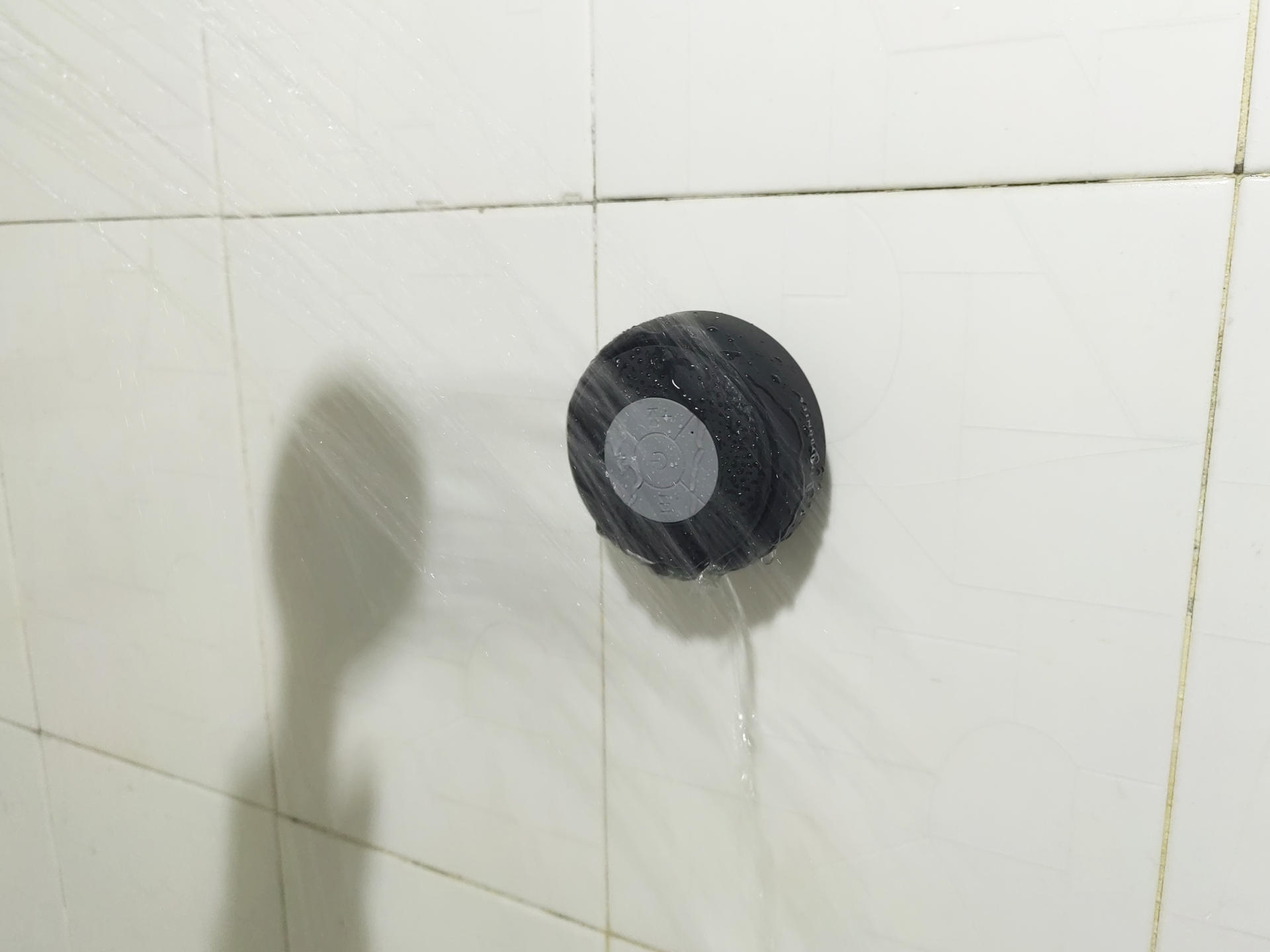 可以放在浴室的音响,可以放在浴室的蓝牙音箱