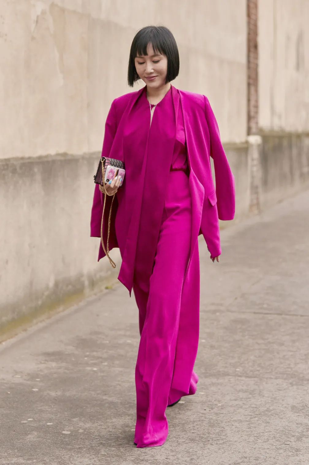 春天穿粉色到底有多好看呢,这个冬季穿粉色会让你惊艳动人