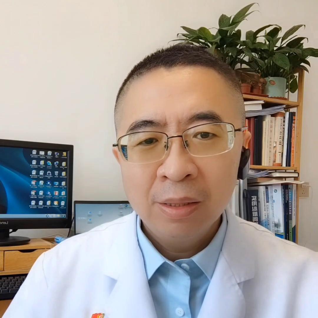 螺内酯引起乳房胀痛,螺内酯对男性乳房影响