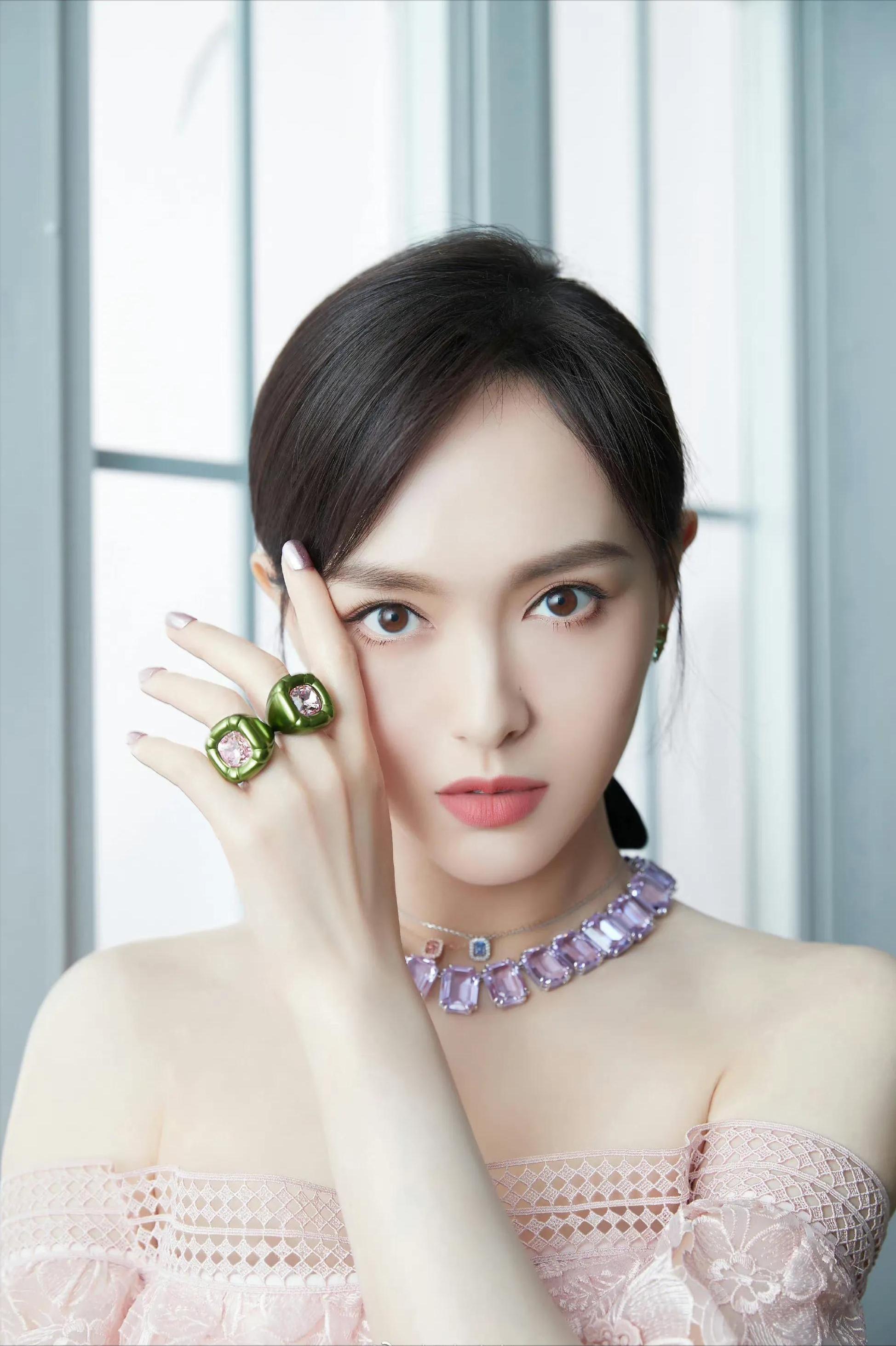 唐嫣代言施华洛世奇,唐嫣代言珠宝品牌有哪些