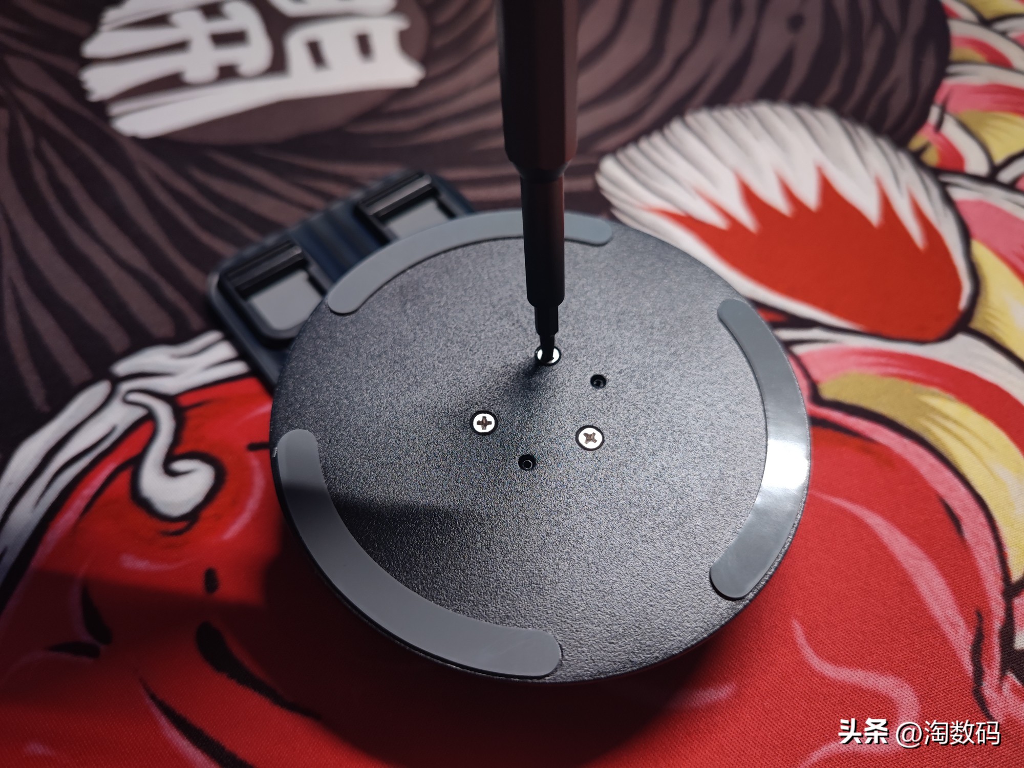 手机平板落地二合一支架测评,机械转动轴声音很大