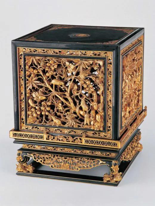 古驰alessandromichele,gucci春季高定展示