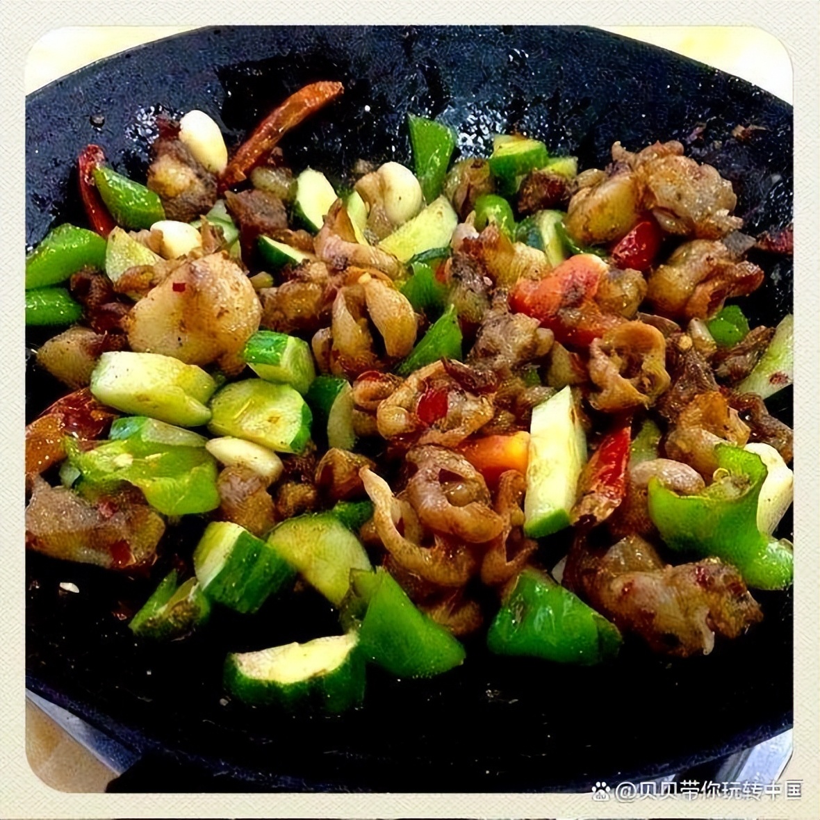 张家界旅游自由行还是跟团游,去张家界旅游跟团还是自由行