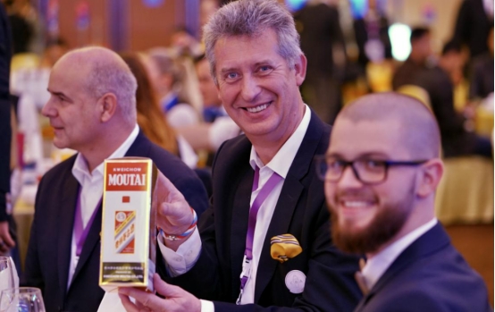 大量印度人来中国旅游,为什么中国游客来印度旅游