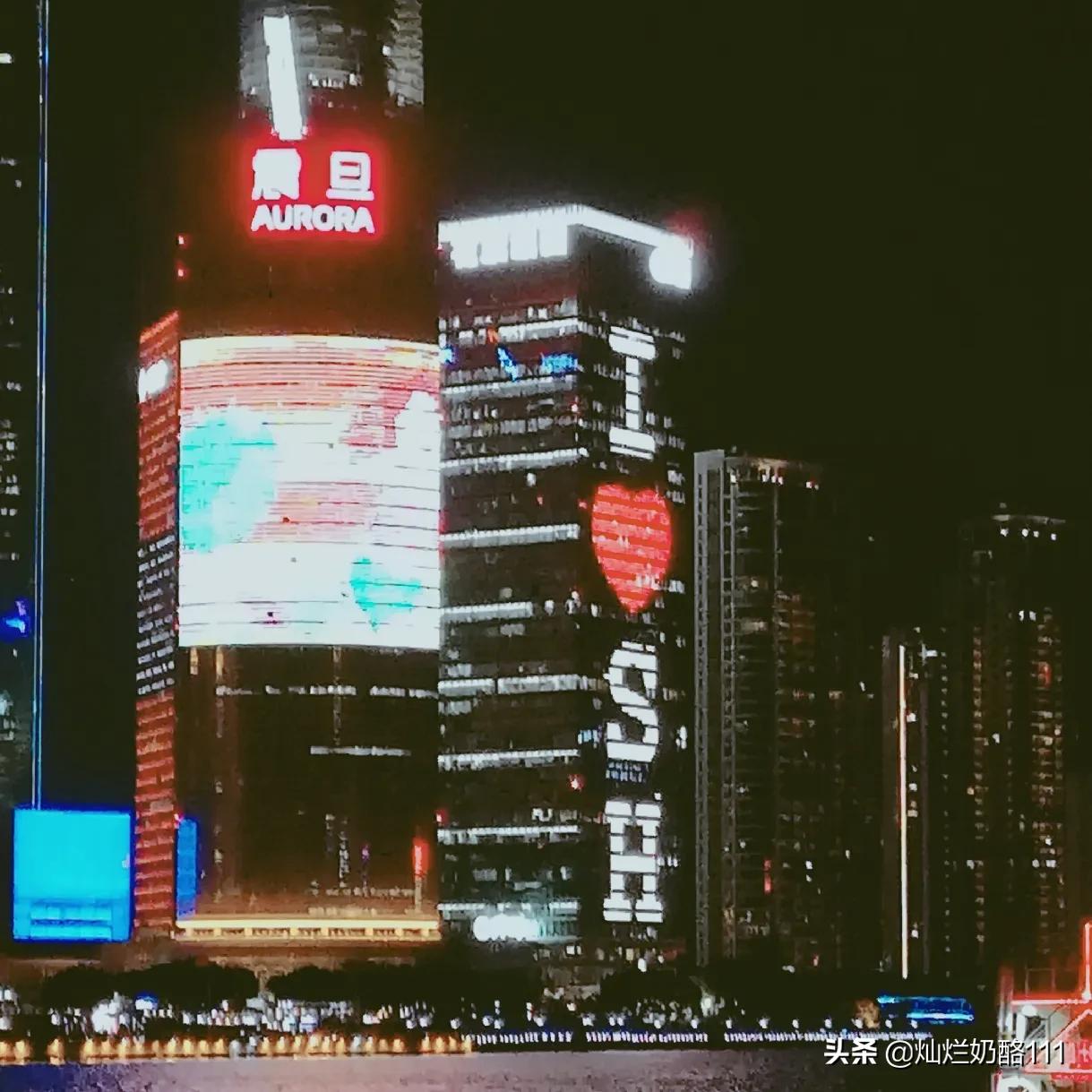 在相册里看风景,相册里看旅游照片