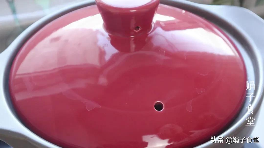 秘制酱牛肉酱香入味口感紧实细腻,家常做酱牛肉简单做法