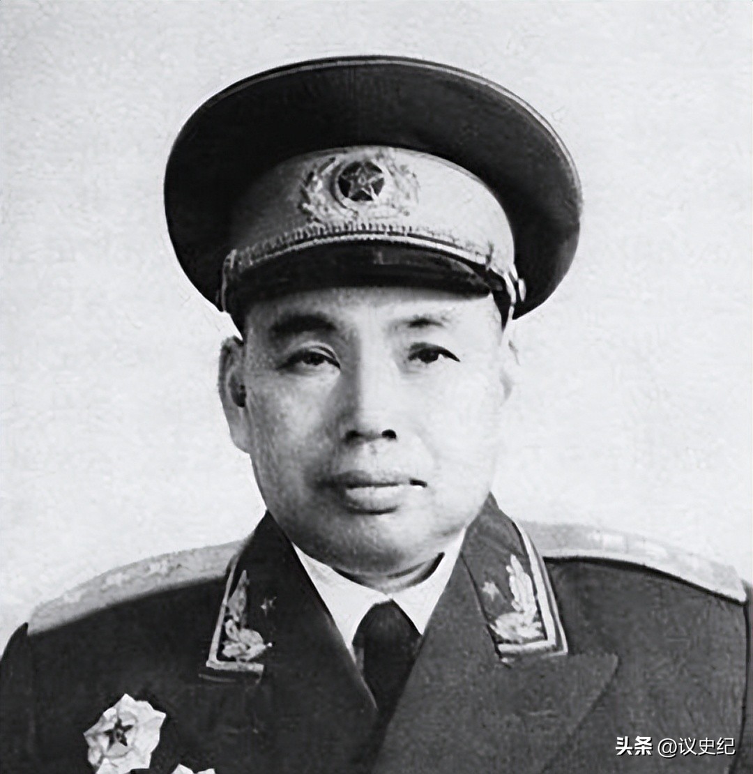 1985年，南京军区接到电话，说*世友许**去世了，4分钟后，说打错了