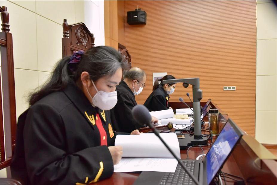 三级高级法官可对应二级调研员吗,三级高级法官直接套转二级调研员