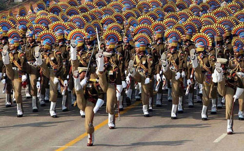 各国向乌克兰援助了多少炮弹,各国支援乌克兰火炮