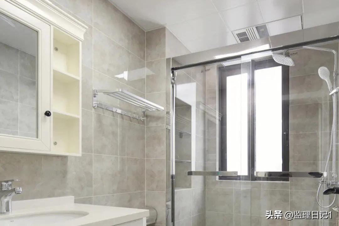 让卫生间焕然一新的秘诀,卫生间只有马桶没有地漏怎样改造