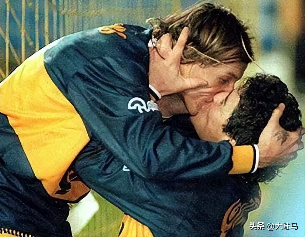 阿根廷举国狂欢,阿根廷举国疯狂