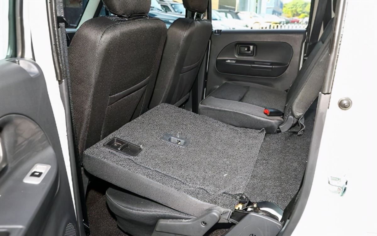 白菜价大空间车型,铃木北斗星真实成交价